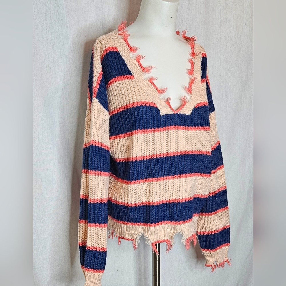 Derek Heart Pink & Navy Frayed & Distressed V-Neck Knit Sweater Size‎ L
